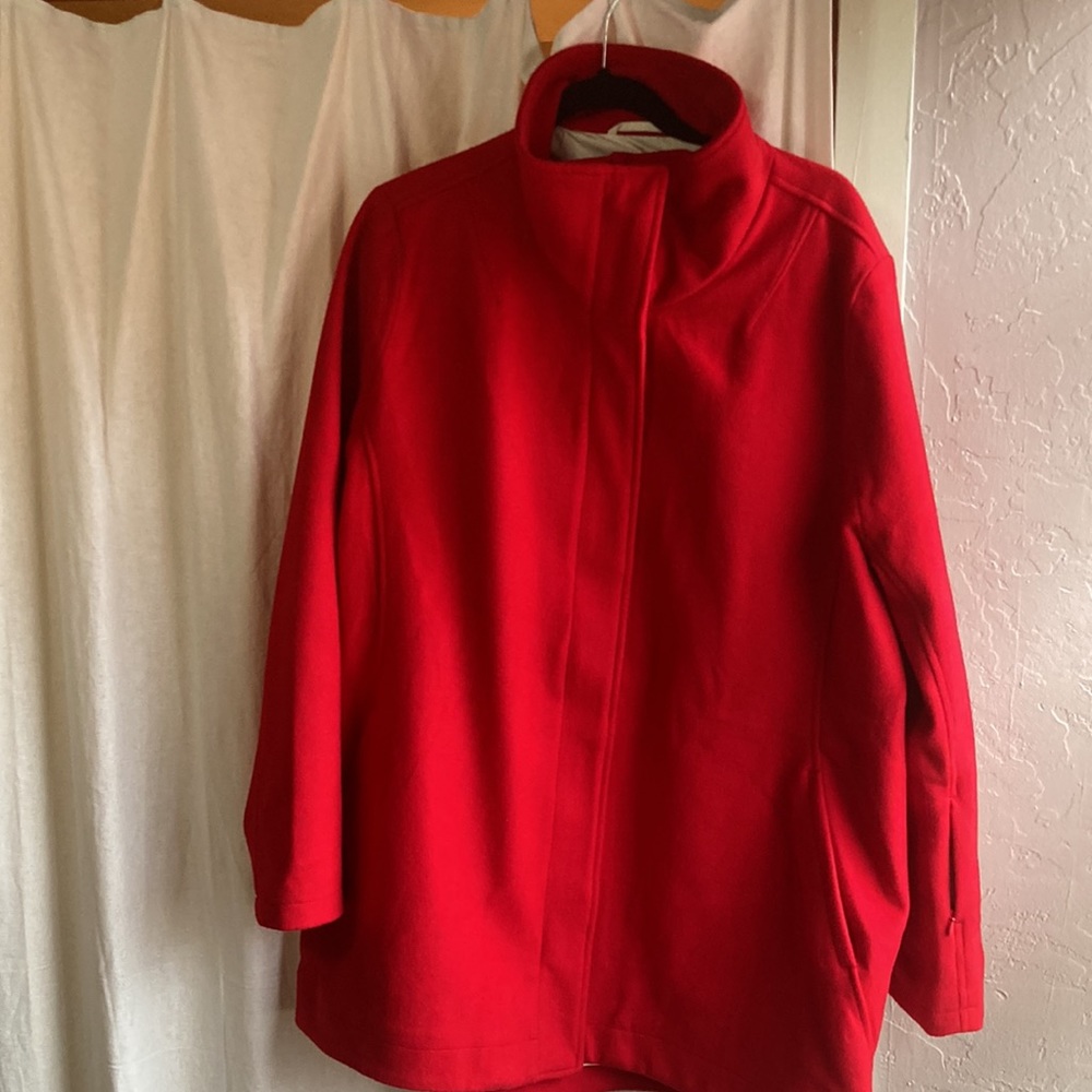 New Pendleton Women’s wool red coat